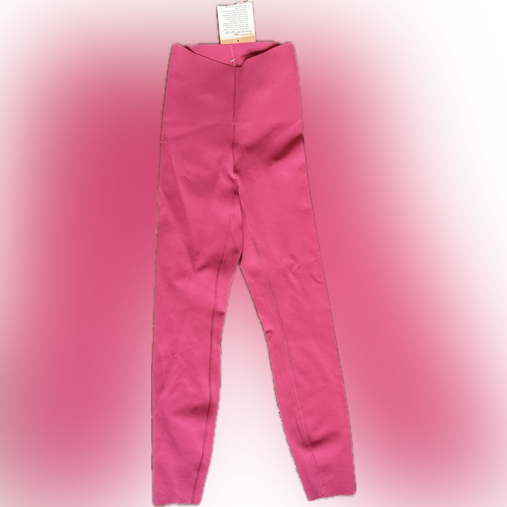 NWT Lululemon Glow Up HR Tight 25”